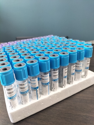 Laboratoriumonderzoek Natriumcitraat Vacuümbloedopname PT-buis met blauwe bovenkant